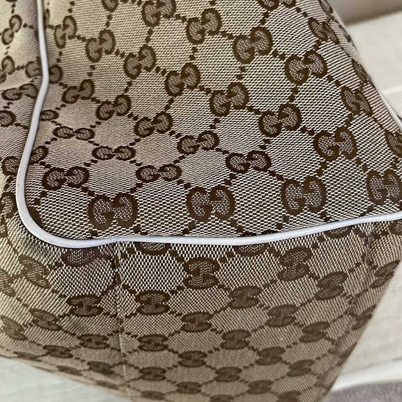GUCCI Bag - Picture 13 of 15
